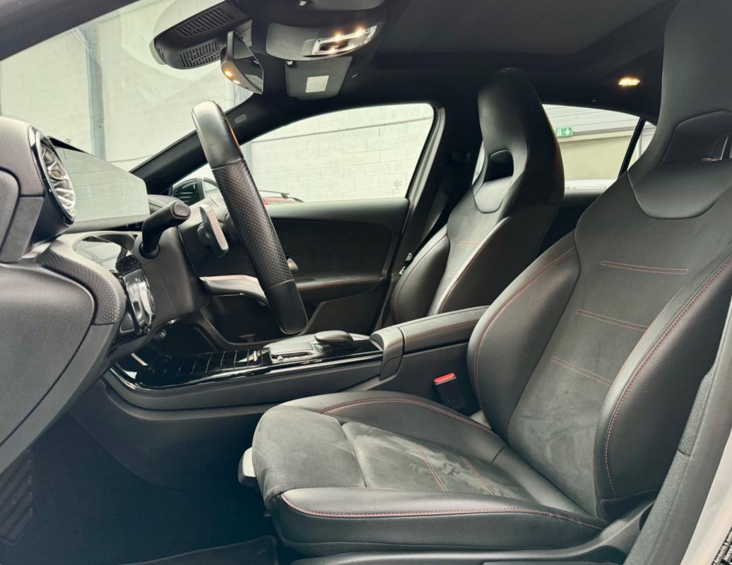 Mercedes Classe A - 250 E AMG LINE / TOIT OUVRANT CARPLAY