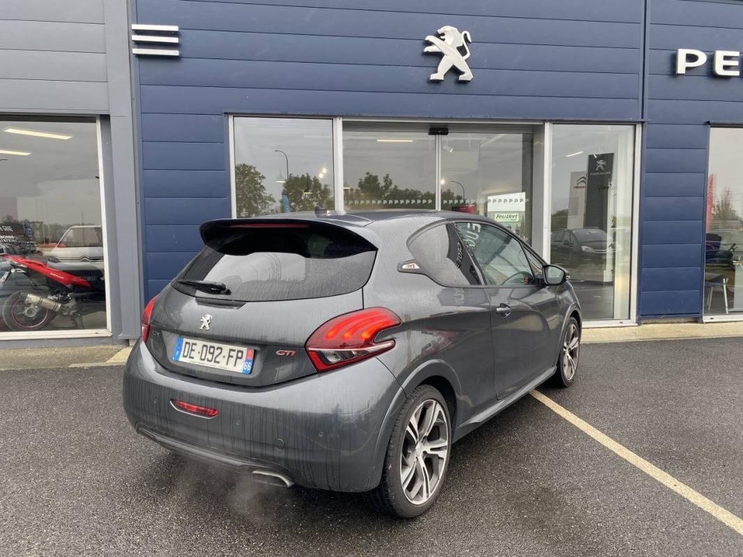 Peugeot 208 - 1.6 THP 200 GTI