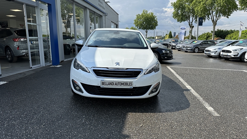 Peugeot 308 - ALLURE 1.2 PURETECH 110